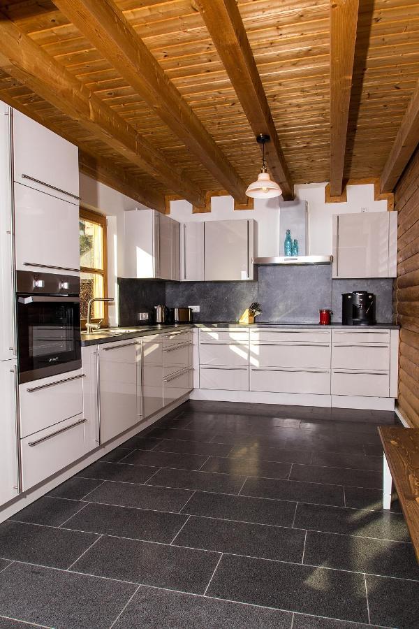 Chalet am Bach Bad Birnbach Zimmer foto